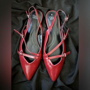 Time and Tru Pointed Toe Red Slingback Flats